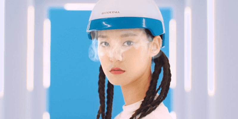 Humidifying Helmet
